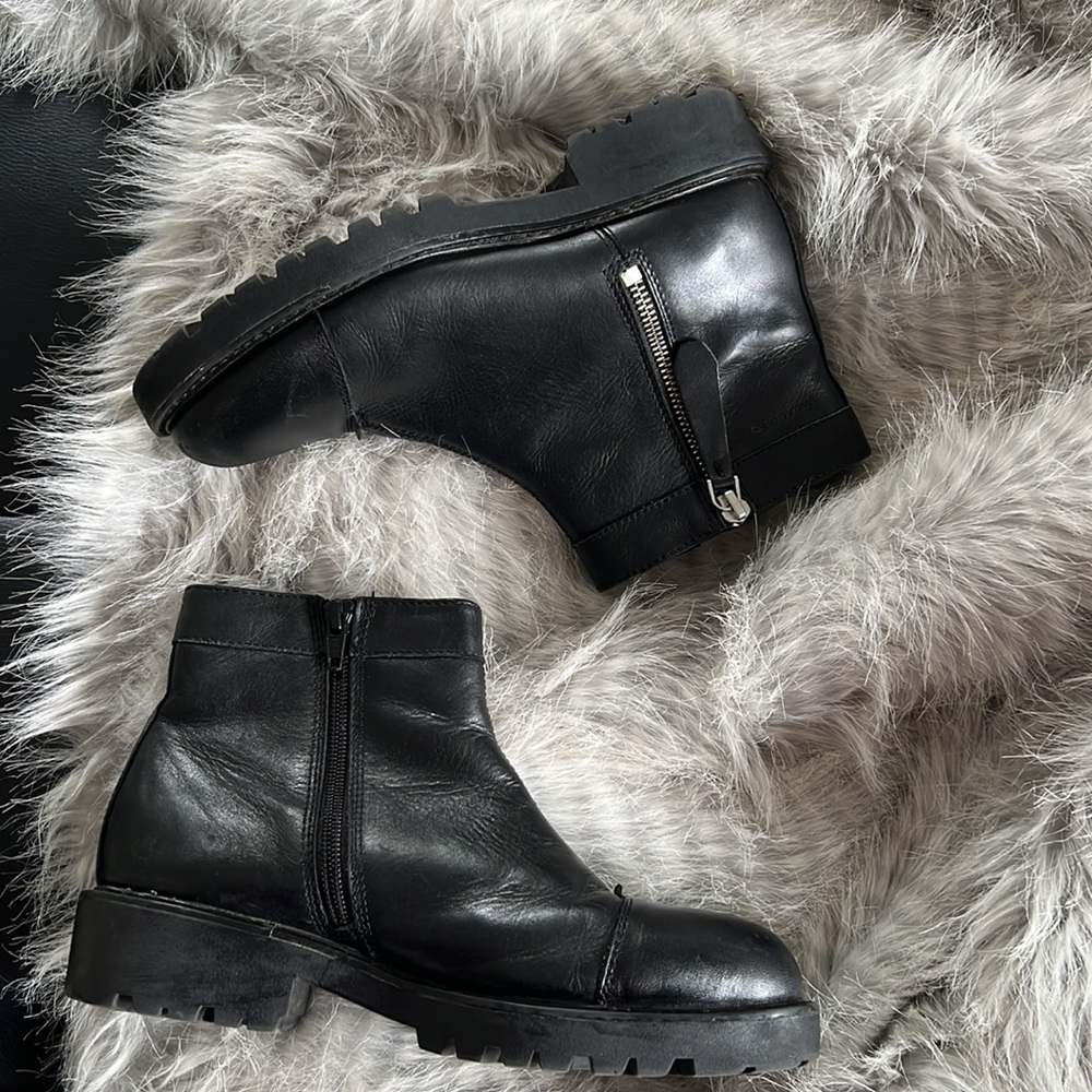 Vagabond black boots